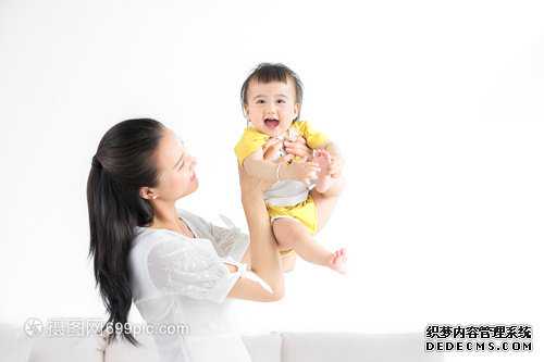 广州供卵试管双胞胎价格,借腹生子代怀中心,广州找一个自然怀代生妈多少钱
