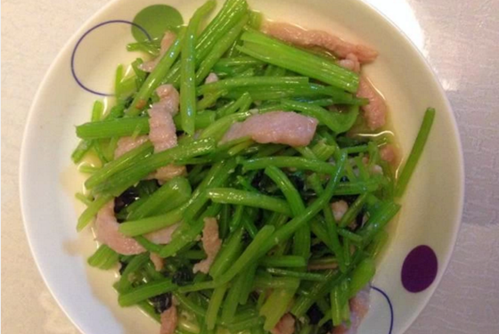 广州代怀怎么找_芹菜炒肉的做法 让你在家里也可以当大厨