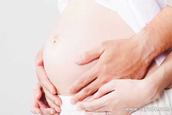 广州代生包女孩多少钱，人流一个月后又怀孕了孩子能要吗？